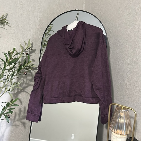 North Face Hoodie - Picture 3 of 3